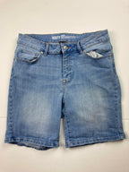 Route 66 Women’s Bermuda Jean Shorts Size 12 Light Wash Stretch Denim Mid Rise