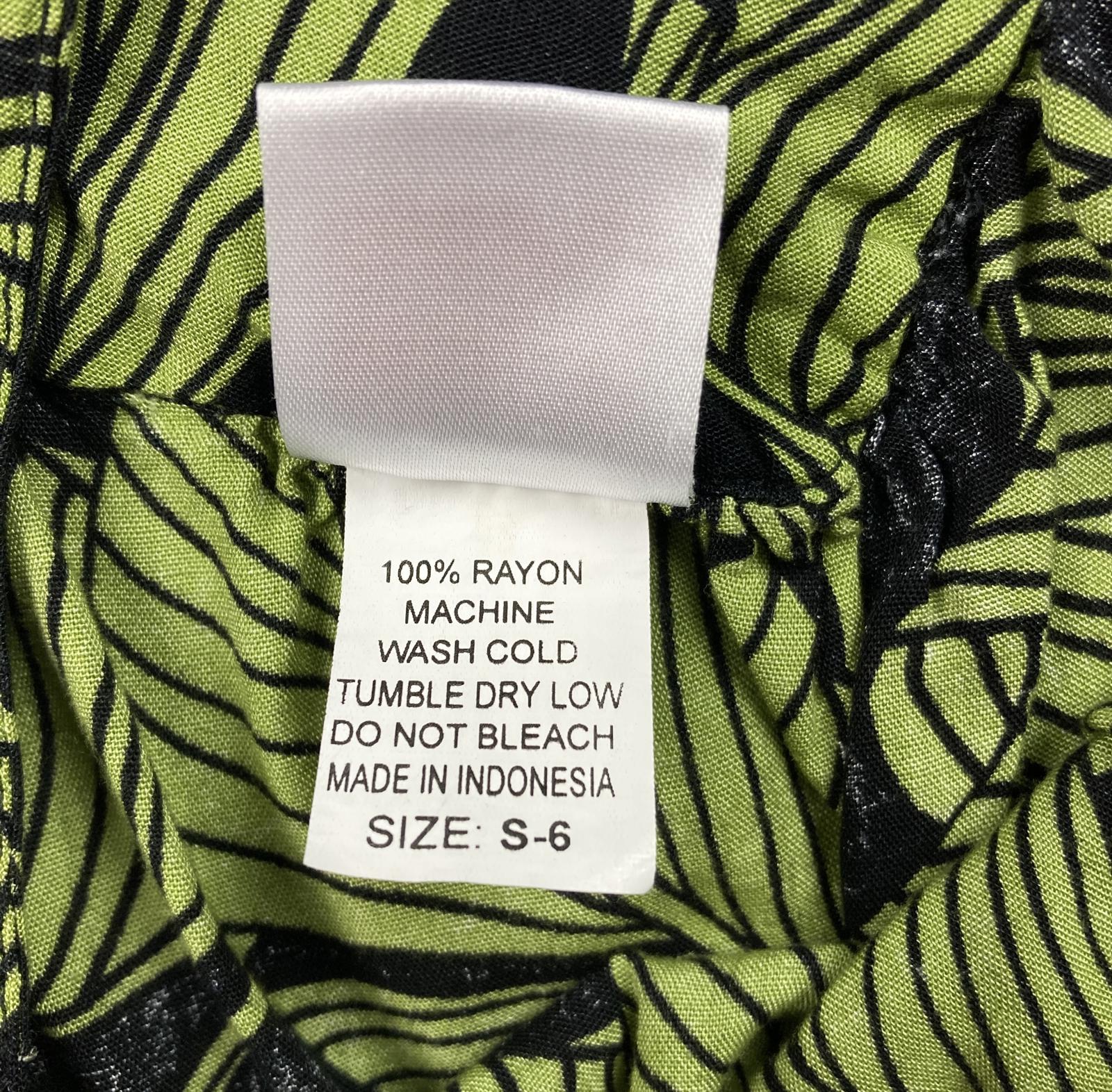 Hula Bay Green Leaf Print Sleeveless Rayon Tunic Women’s Size S-6