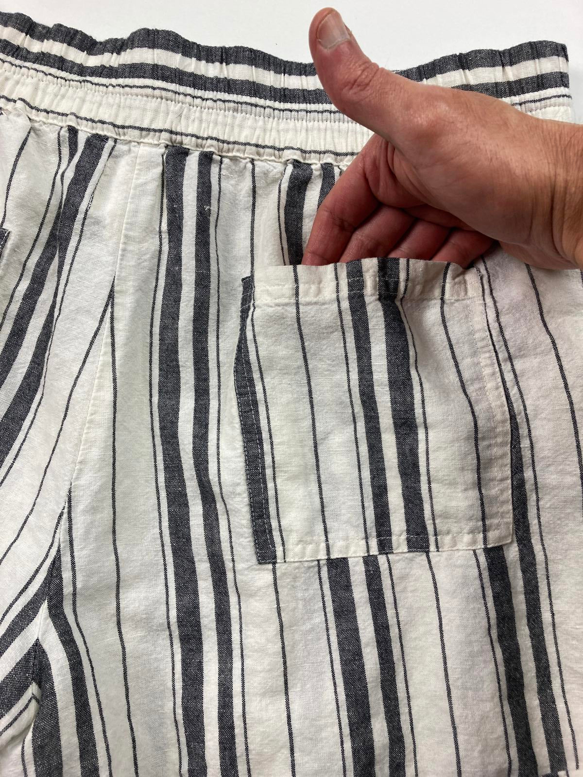 Maeve by Anthropologie Linen Cotton Blend Black & White Striped Shorts Size L