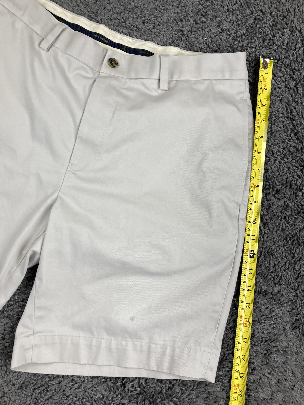 Brooks Brothers Men Advantage Chino Shorts Stretch Waistband Ivory 9" Inseam 36