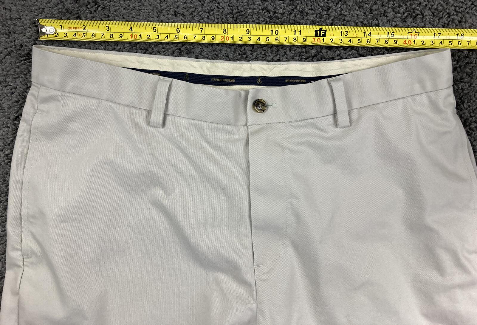 Brooks Brothers Men Advantage Chino Shorts Stretch Waistband Ivory 9" Inseam 36