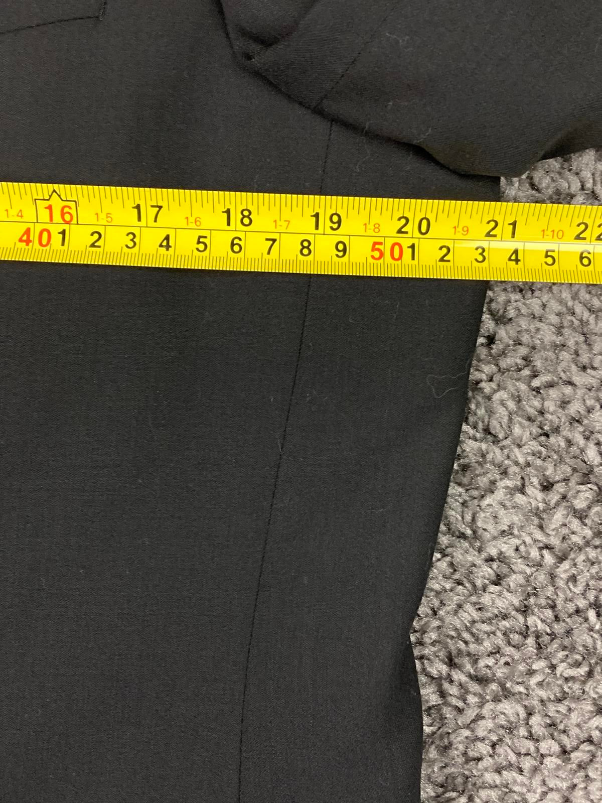 Emanuel Ungaro Wool Blazer Jacket  Black 2 Button Notch Lapel Lined Sz 38R