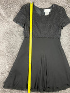 Papell Boutique Evening 100% Silk Beaded Bodice Black Fit Flare Dress Lined Sz 6