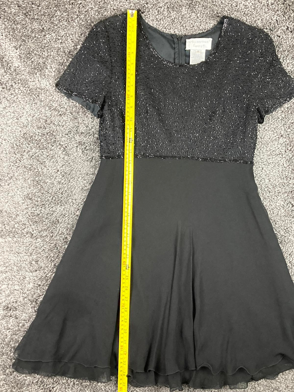 Papell Boutique Evening 100% Silk Beaded Bodice Black Fit Flare Dress Lined Sz 6