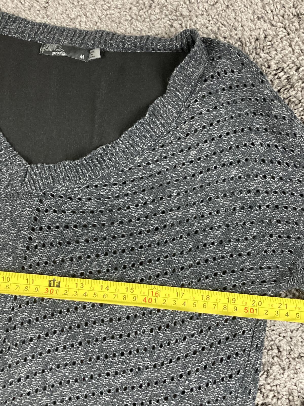 prAna Ellery Pointelle Knit Ruffle Hem Sweater Mosaic Grey V-Neck Top Womens M