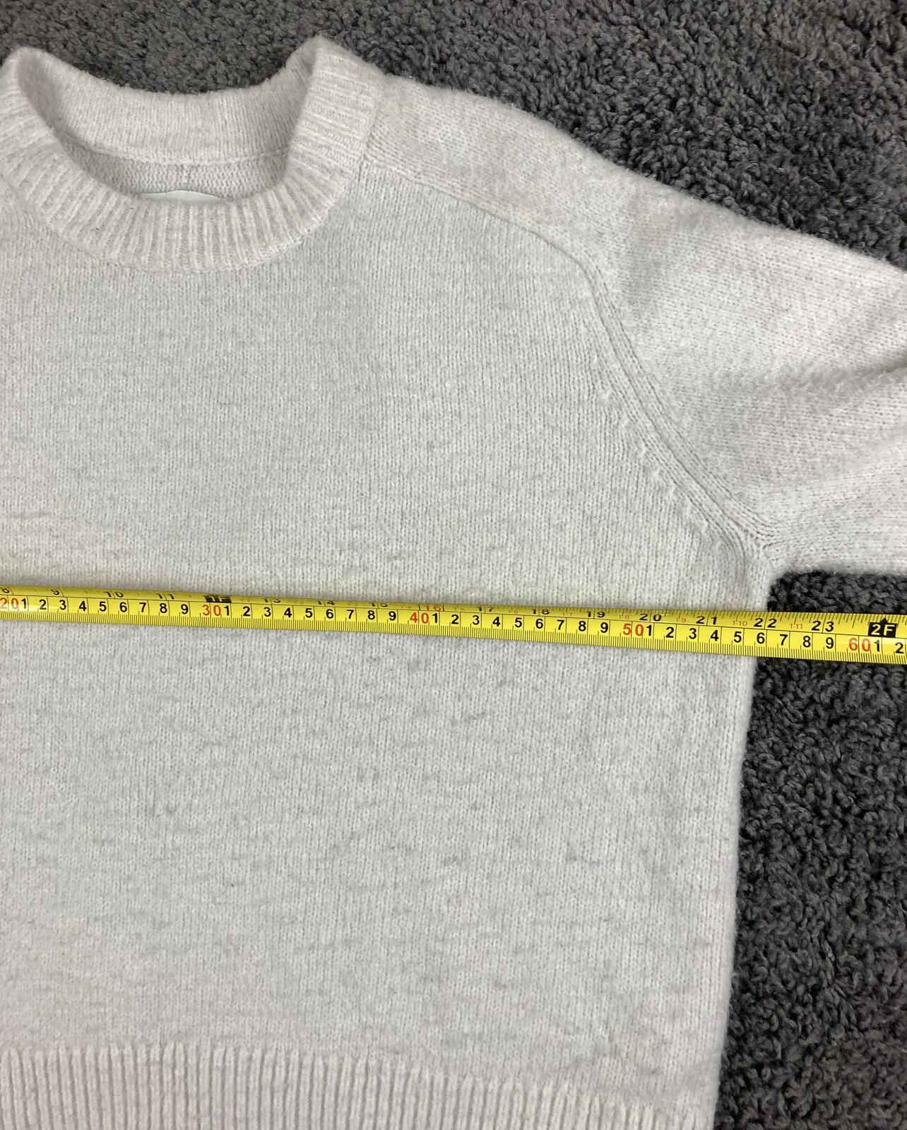 Abercrombie & Fitch Wool Blend Crewneck Sweater Cream Ivory Small Soft Fuzzy S