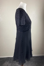 Papell Boutique Evening 100% Silk Beaded Bodice Black Fit Flare Dress Lined Sz 6