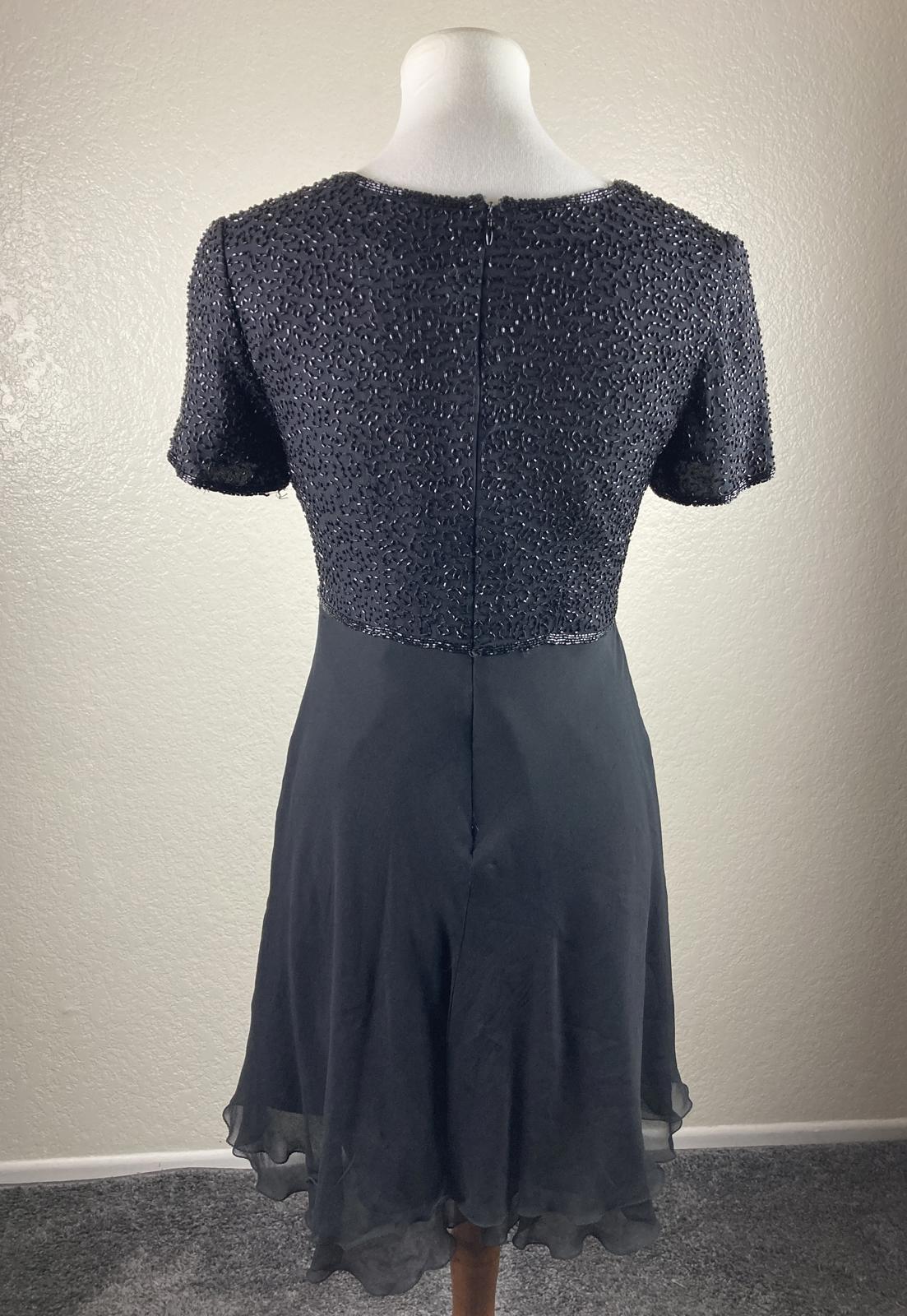 Papell Boutique Evening 100% Silk Beaded Bodice Black Fit Flare Dress Lined Sz 6