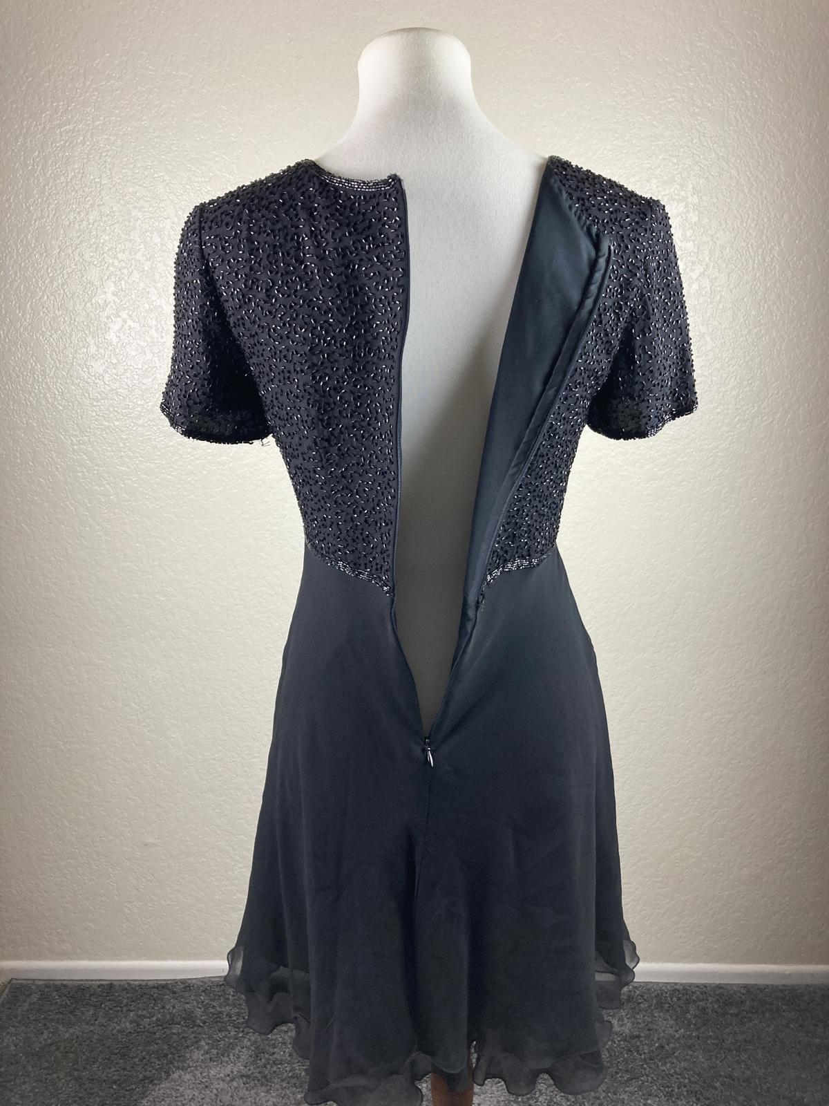 Papell Boutique Evening 100% Silk Beaded Bodice Black Fit Flare Dress Lined Sz 6