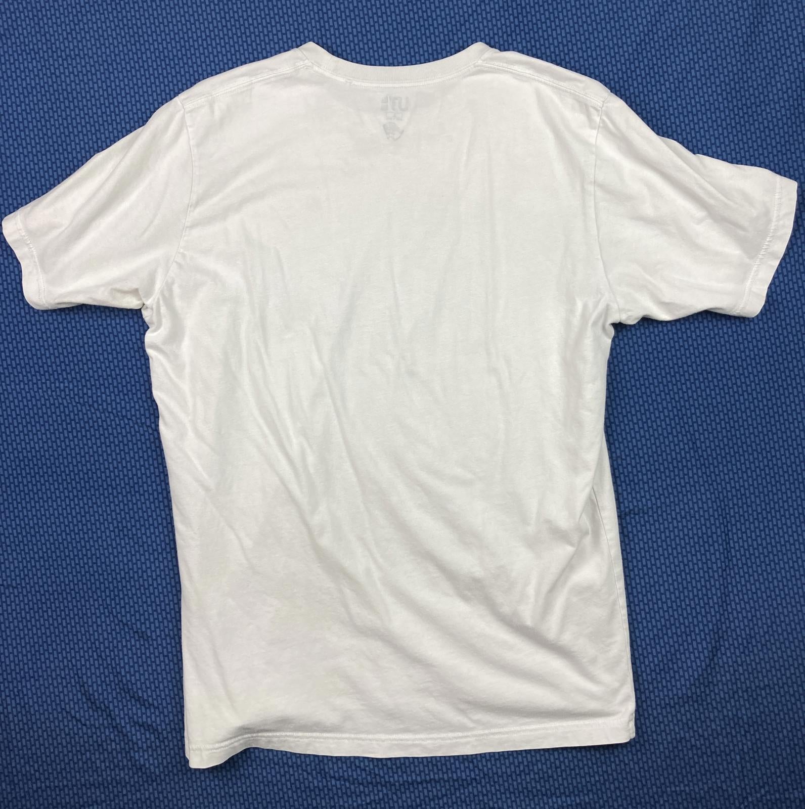 Uniqlo Dragon Ball Shonen Jump 50th Aniversery The End T shirt Size Large