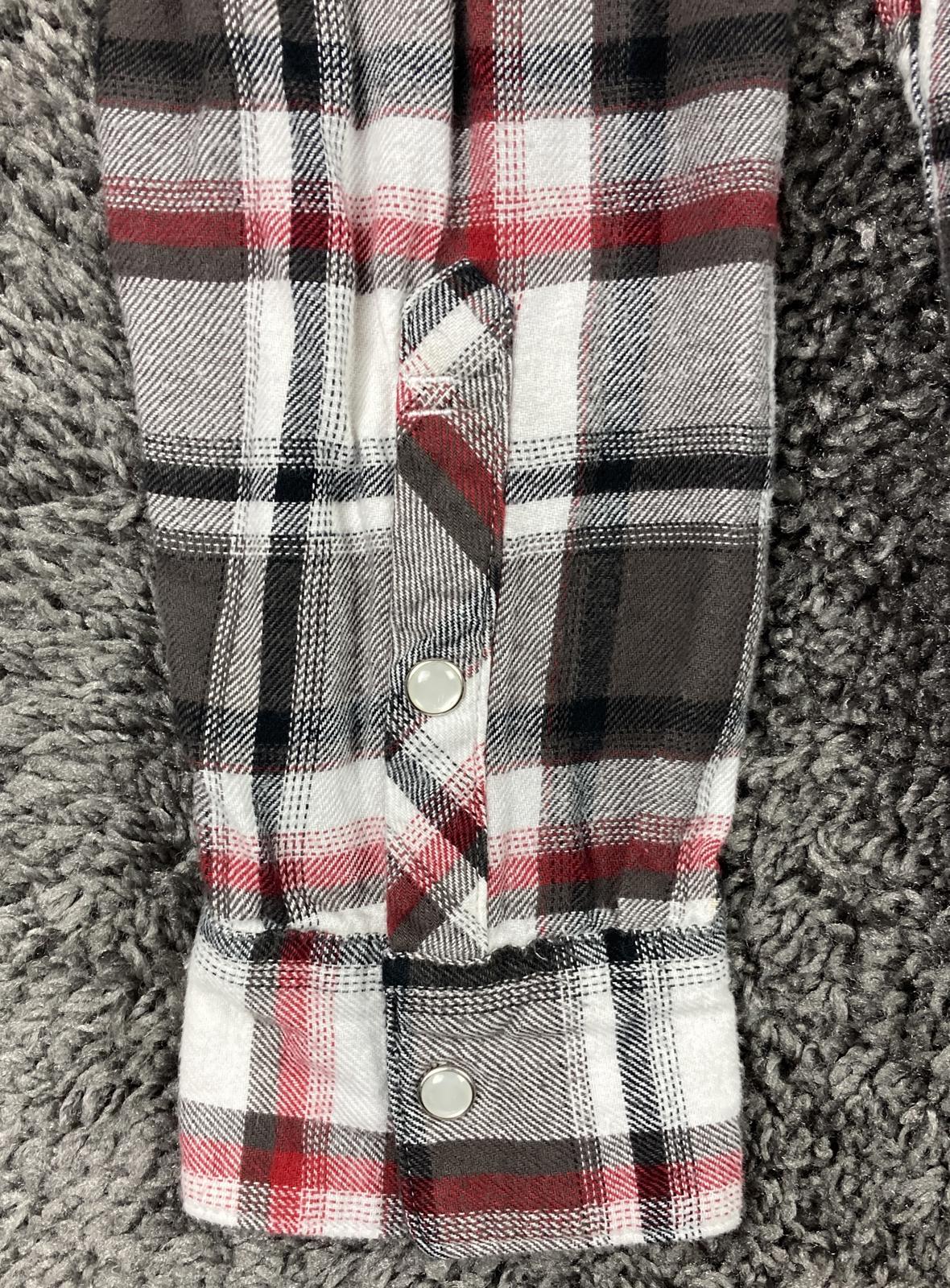 Levi’s Men’s Shirt Standard Fit  Red Black White Plaid Pearl Snap Western Sz L