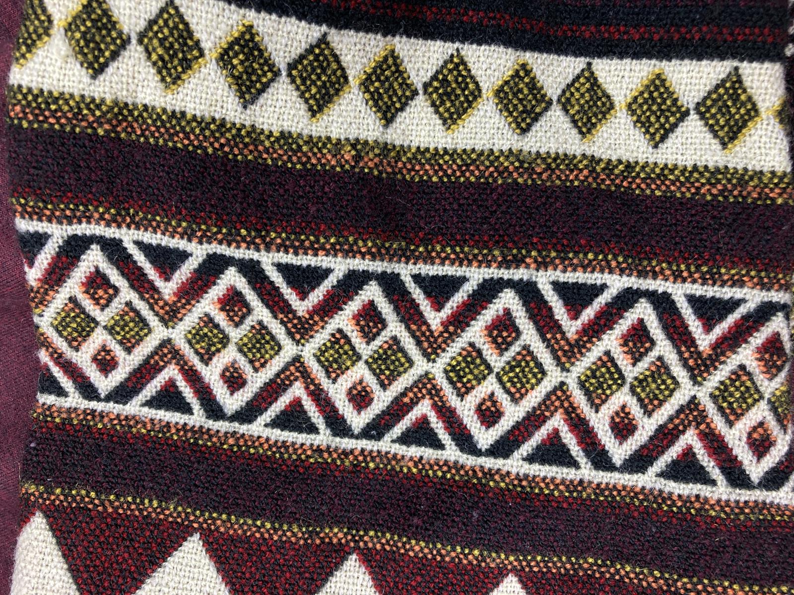 Native Sun Men’s Hoodie Size Large Maroon Aztec Knit Sleeve Pullover Ecuador