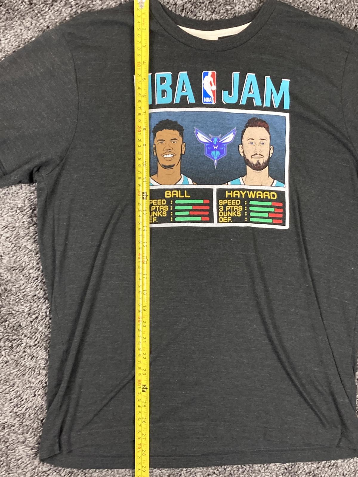 Homage T-Shirt Men's Black NBA Jam Charlotte Hornets Ball/Hayward Size L