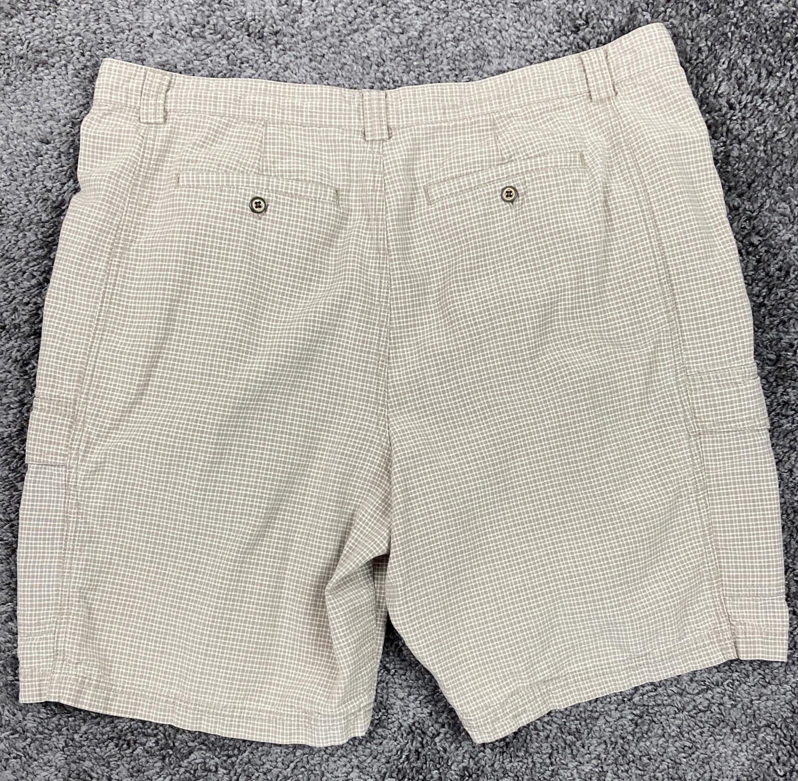Tommy Bahama Relax Fit Cargo Shorts Men's Tan Plaid Size 38
