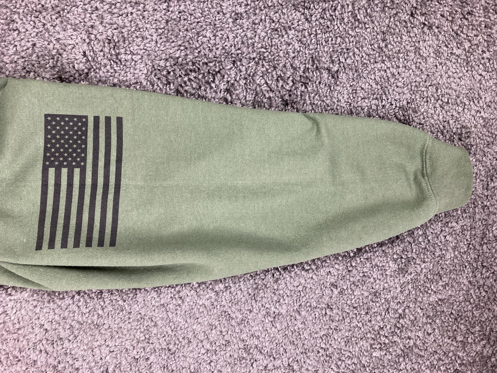 Grunt Style Grumpy Old Vet Pullover Hoodie Green USA Flag Sleeve Sz L
