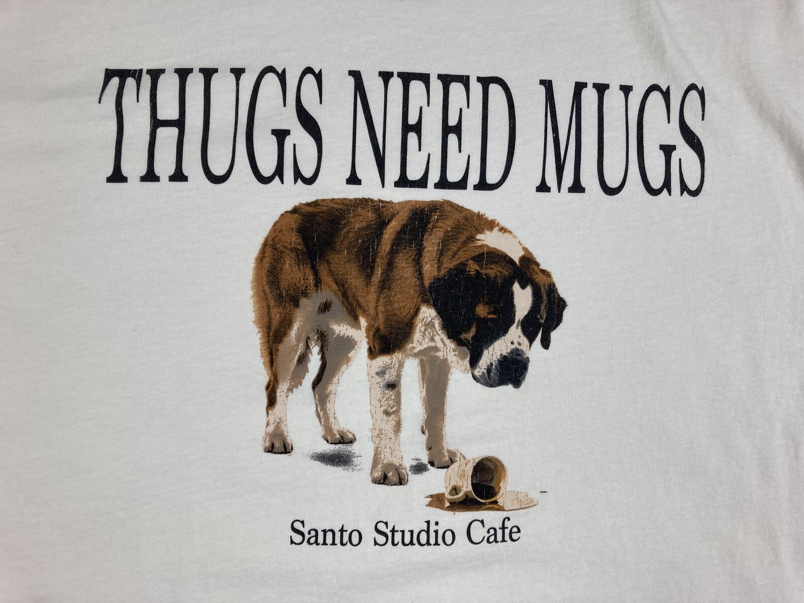 Santo Studio Thugs Need Mugs T-Shirt Men's Cream Dog Graphic Sz Large