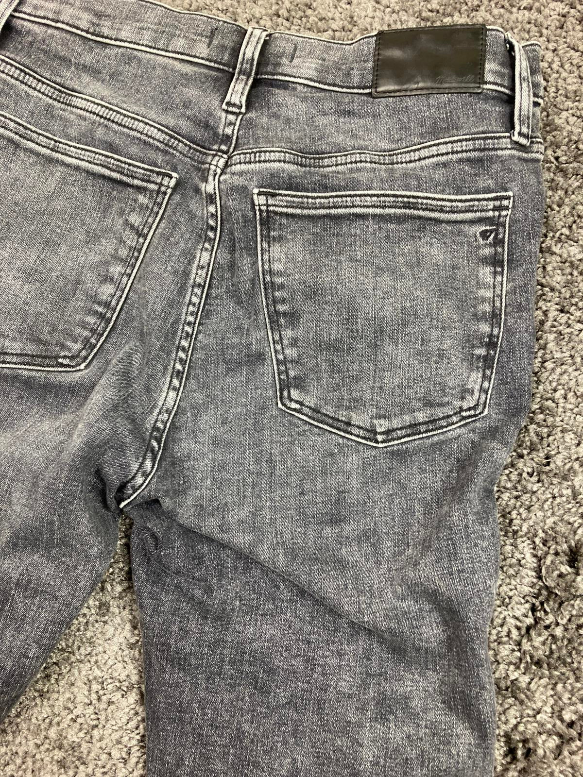 Madewell 10" High-Rise Skinny Crop Jeans Women’s Sz 28 Black Gray Raw Hem
