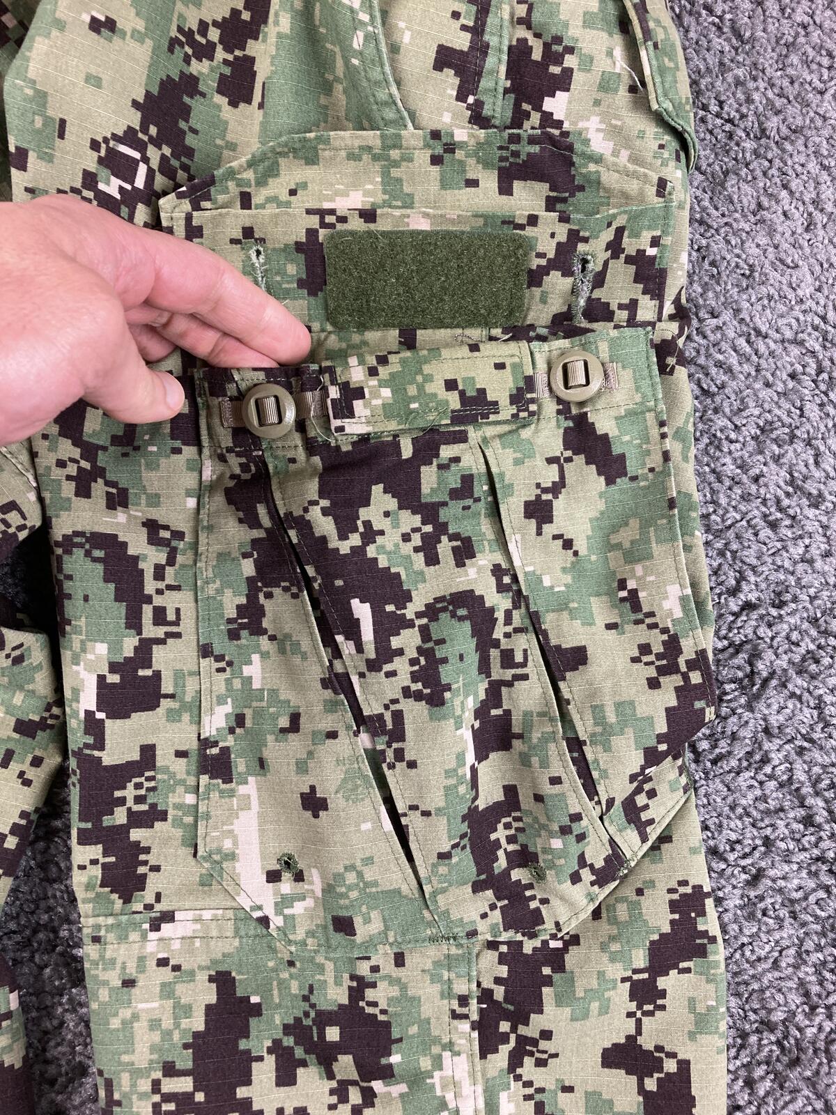 US Navy NWU Type III Camo Cargo Trousers Pants Short Digital AOR2 Ripstop Sz S
