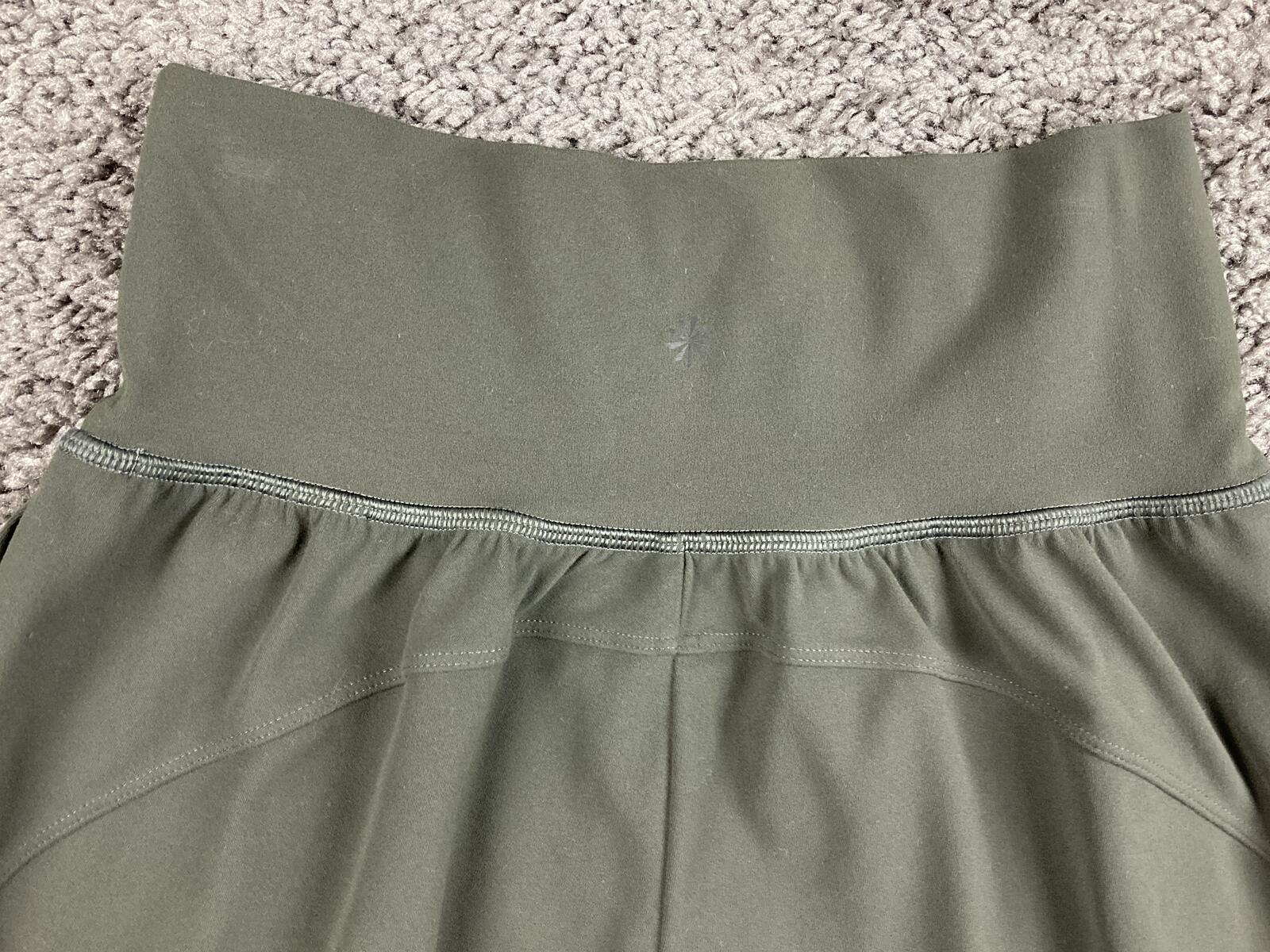 Athleta Salutation Jogger Powervita Pants Green Gym Yoga XSP XS Petite