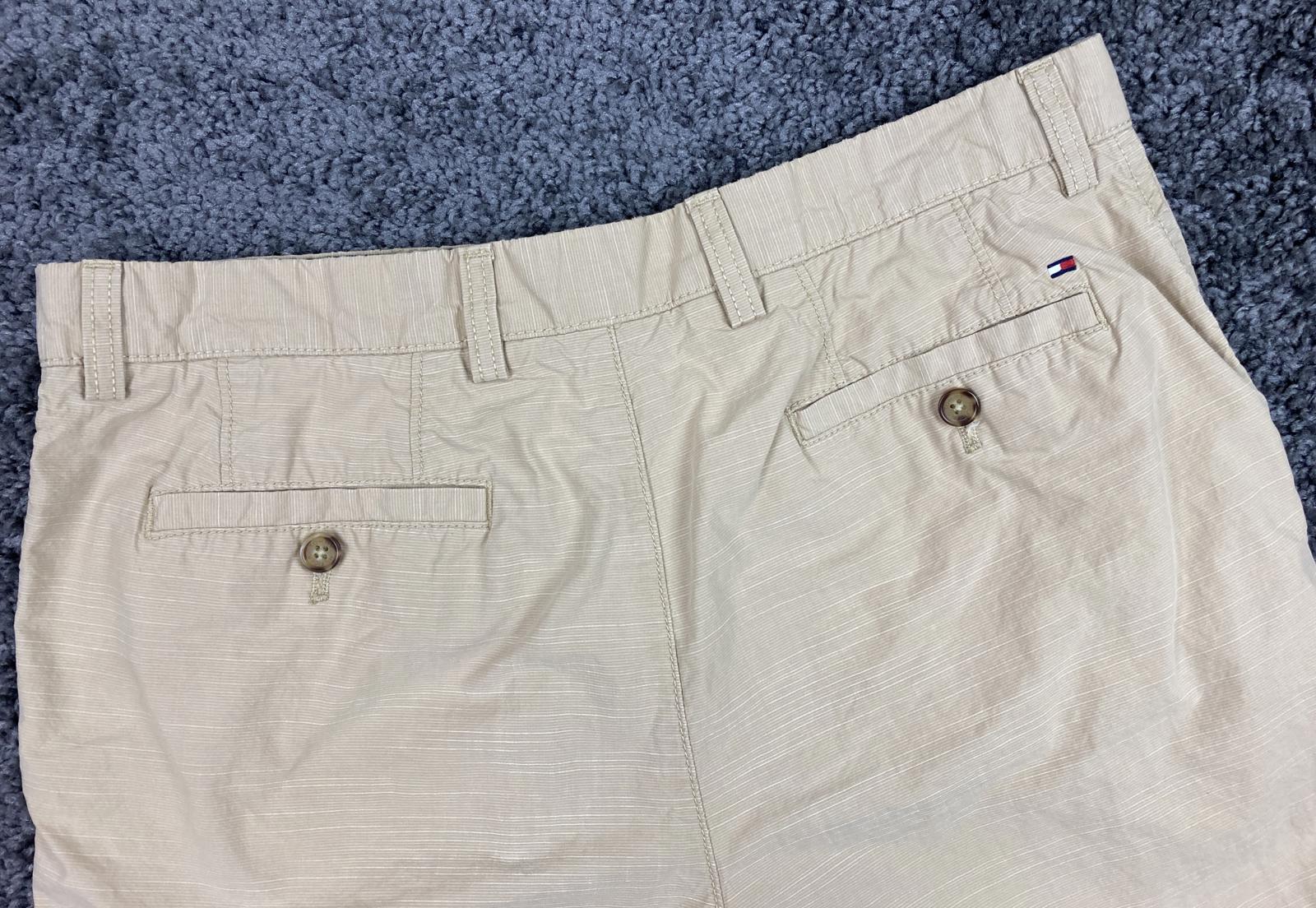 Tommy Hilfiger Chino Shorts Men Size 32 Beige Tan Lightweight Cotton Casual