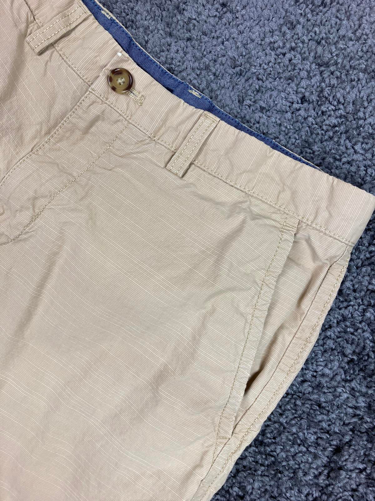 Tommy Hilfiger Chino Shorts Men Size 32 Beige Tan Lightweight Cotton Casual