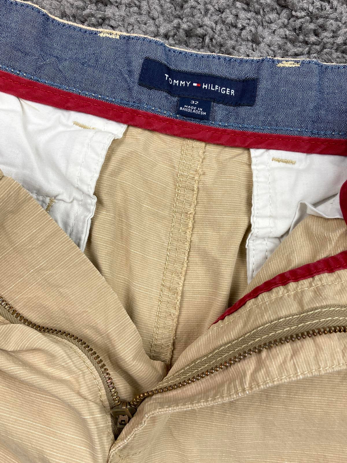 Tommy Hilfiger Chino Shorts Men Size 32 Beige Tan Lightweight Cotton Casual