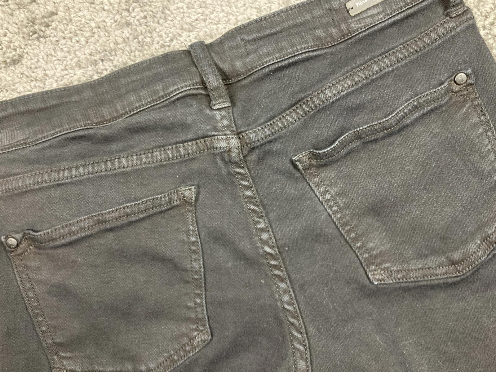 Pilcro and The Letterpress Anthropologie Black Stet Denim Bermuda Shorts 27