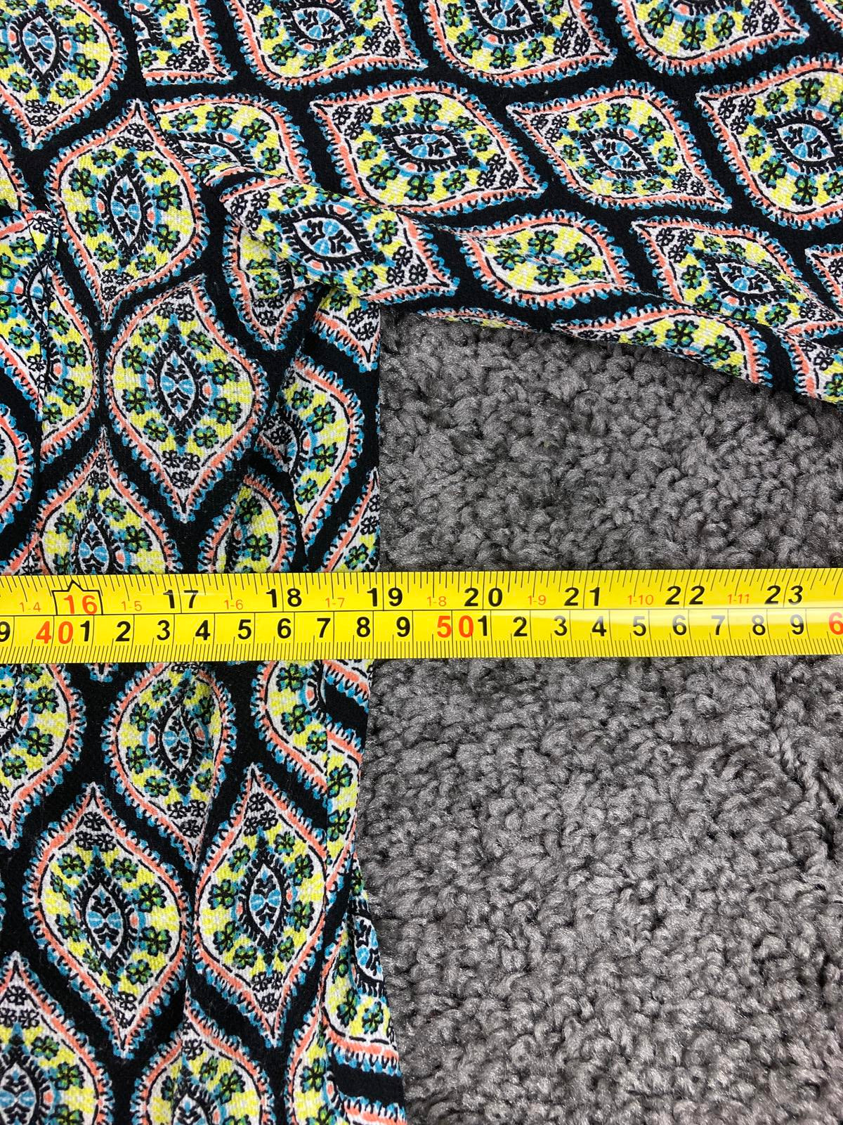 Fig & Flower Anthropologie Kendra Tunic Top Women’s Small Boho Geometric Print