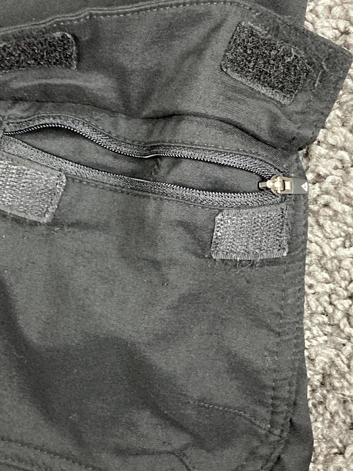 Gerry Cargo Shorts Men's Black Nylon Stretch Belted Outdoor Hiking  34