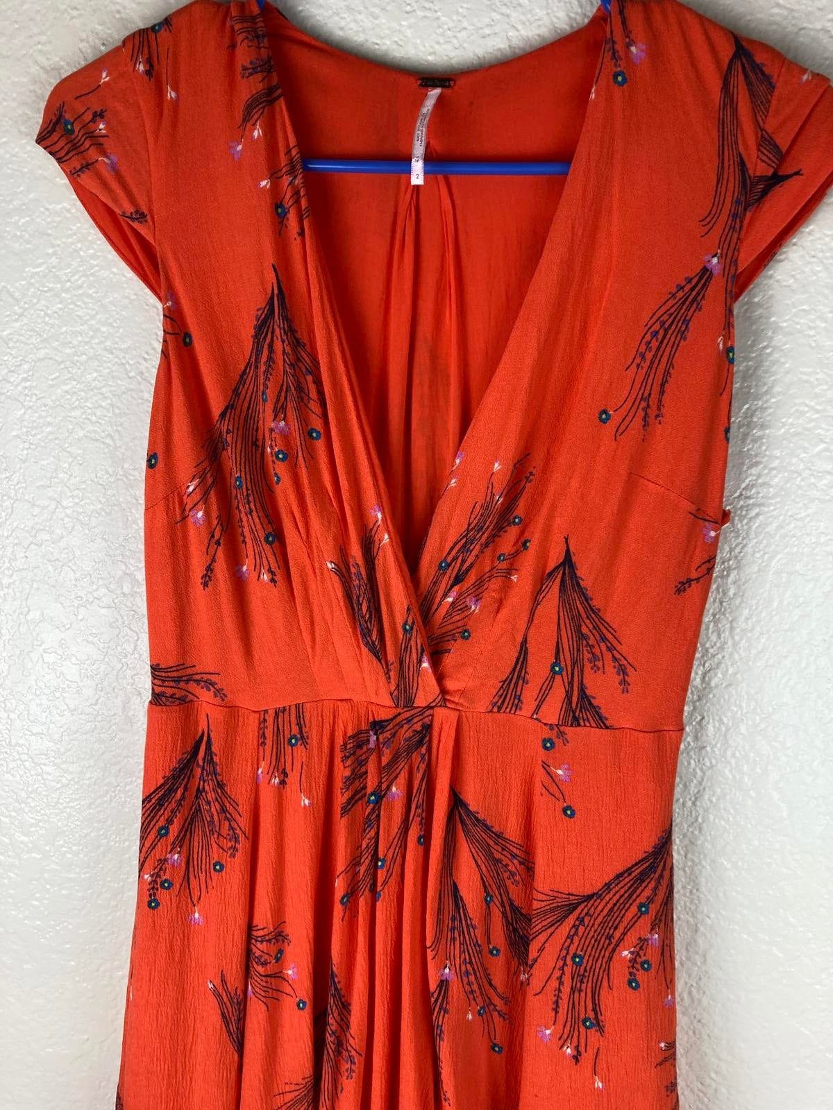 Free People Dress Bright Orange Floral Cap Sleeve Knee Length  Size 2 Lined