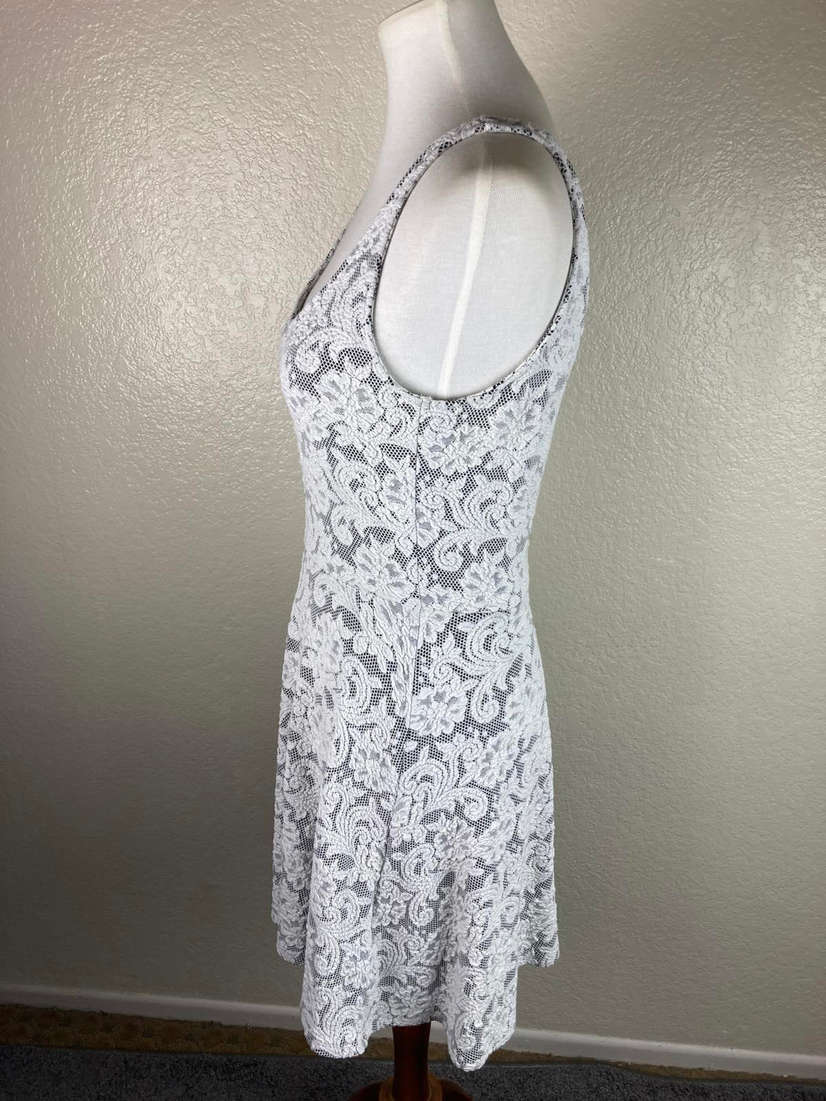 Abercrombie & Fitch Mini Dress White Size M Lace/Crocheted Overlay on Black