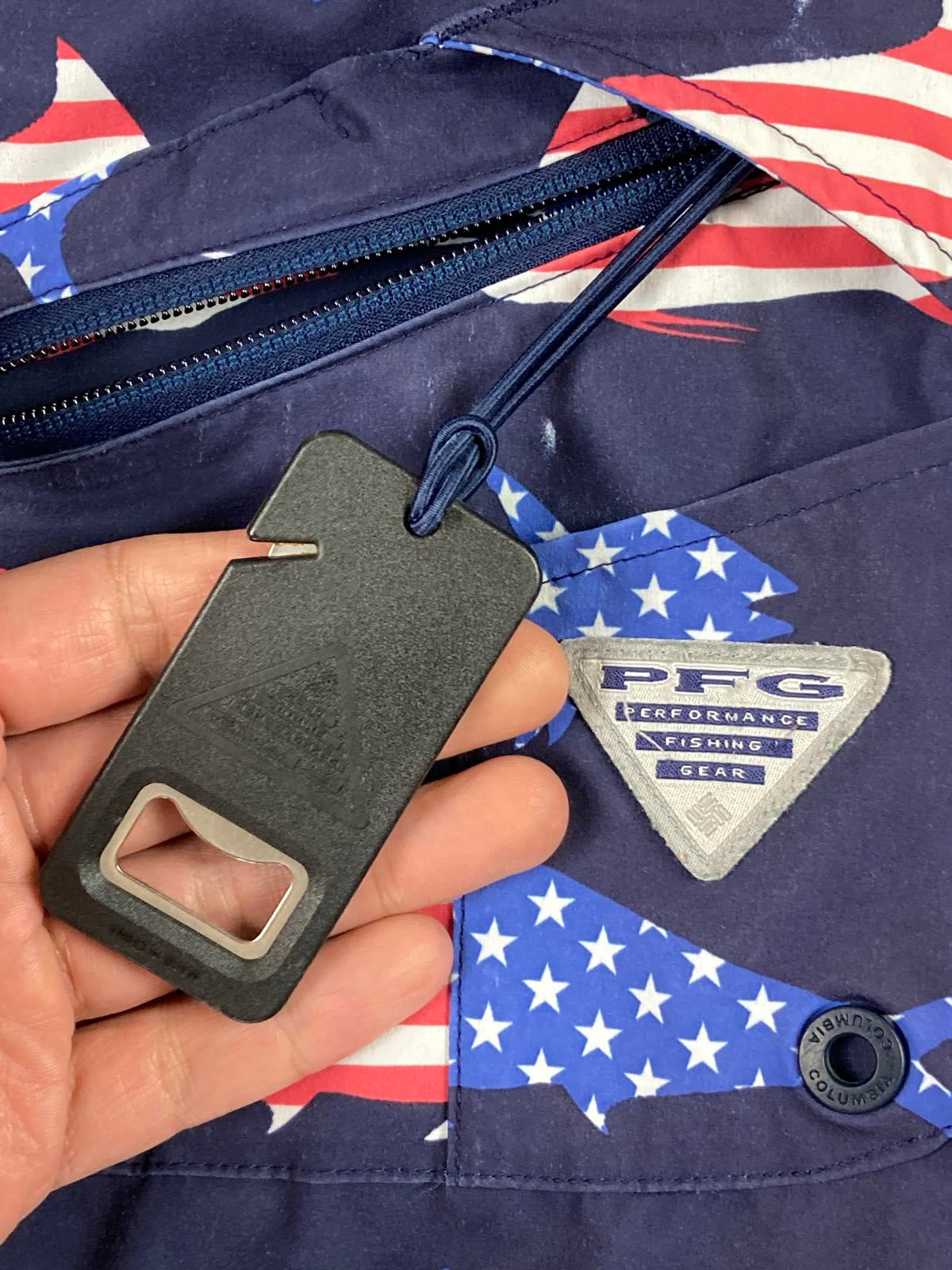 Columbia PFG Men's Fishing Board Shorts American Flag Fish Bottle Opener Sz 32