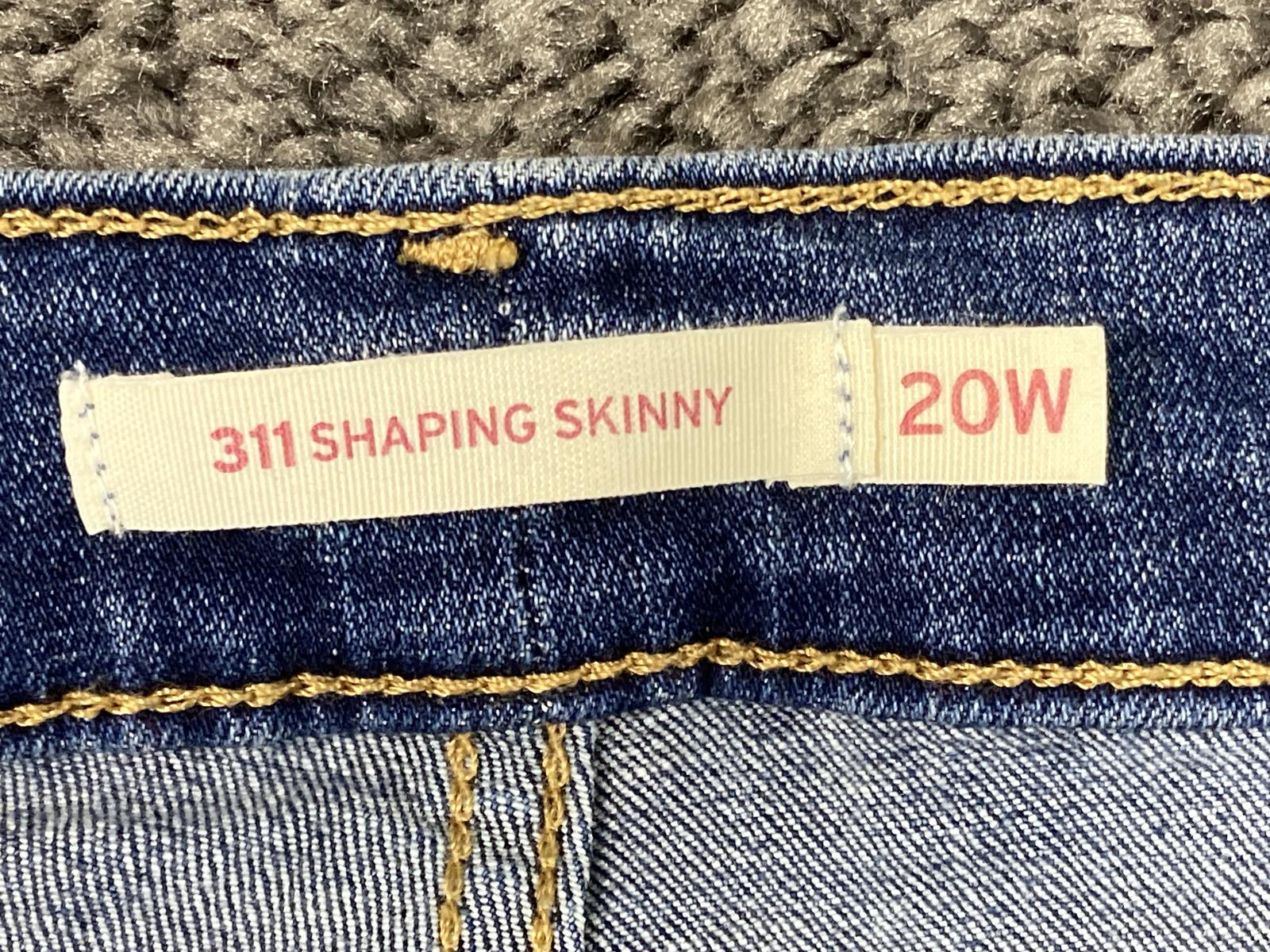 Levi's 311 Shaping Skinny Jeans Women’s 20W Blue Stretch Denim