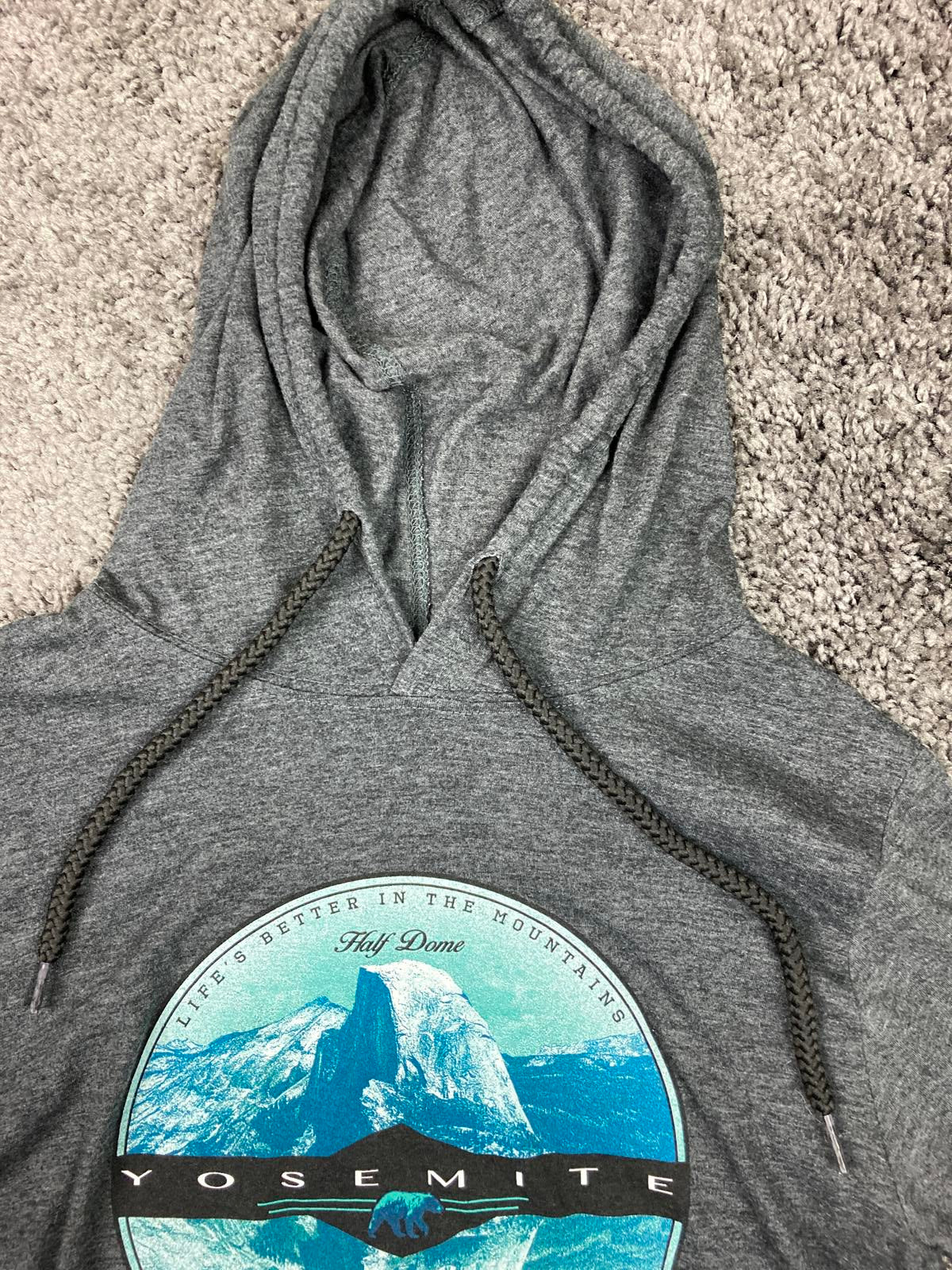 Prairie Mountain Yosemite Half Dome Gray Lightweight Hoodie Women’s Small