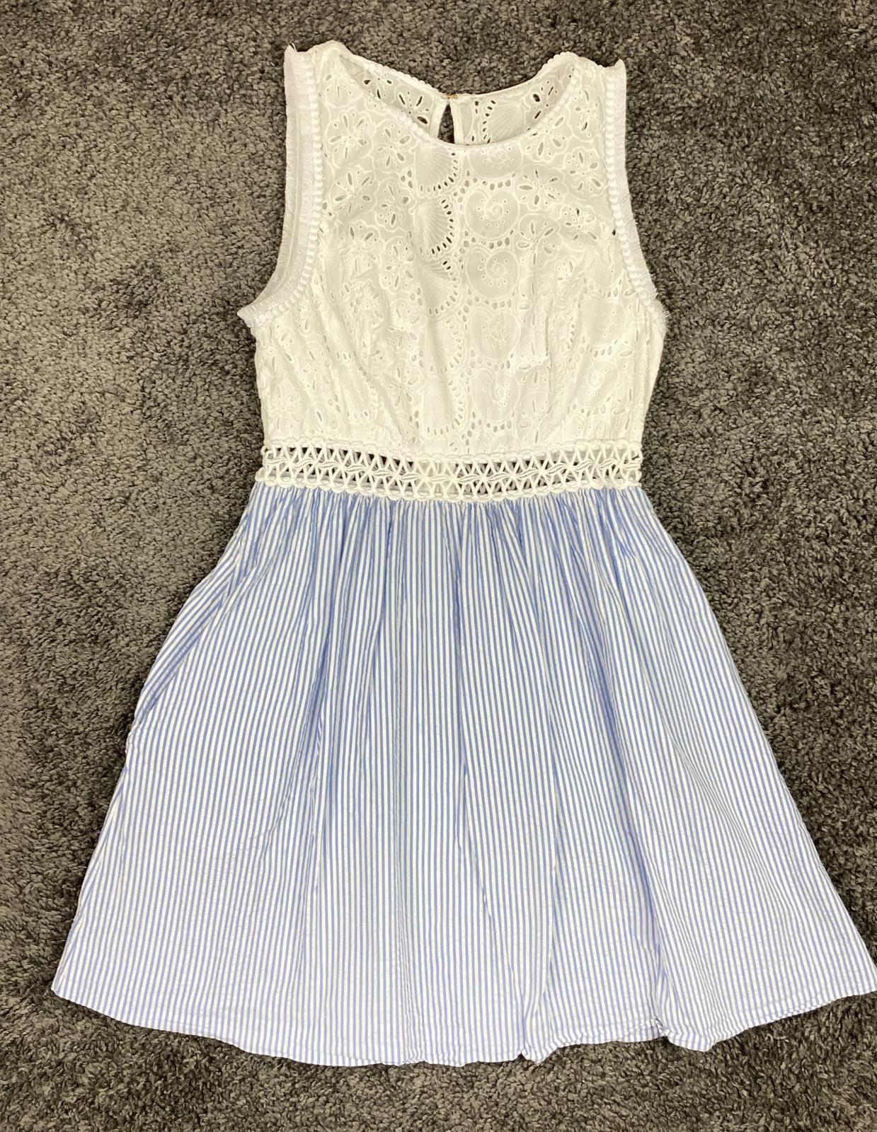 Lilly Pulitzer Alivia Fit & Flare Eyelet Lace Seersucker Blue White Dress Sz 2