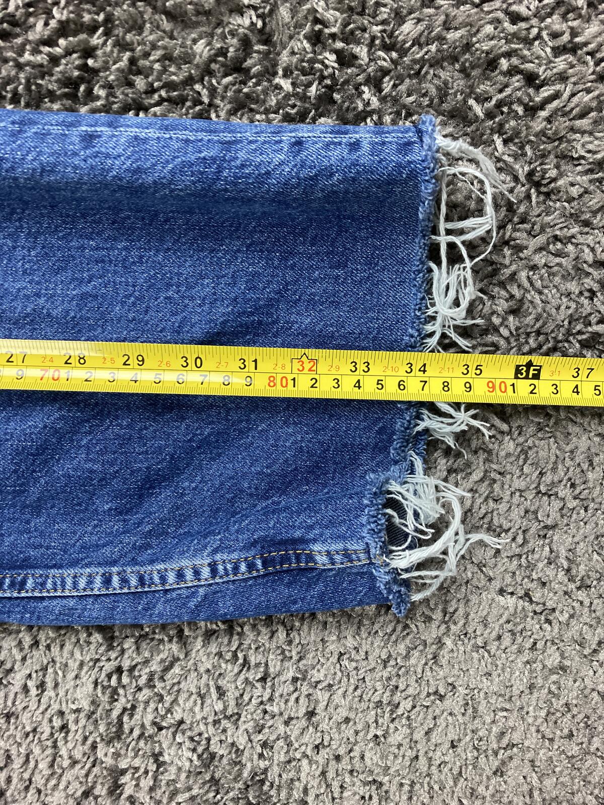 Zara Jeans Women's Blue The 90's Full Length Wide Leg Raw Hem Size 8