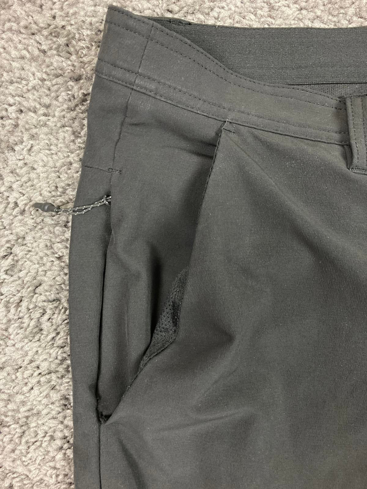 Russell Athletic Golf Pants Men's Black Stretch Zipper Pockets Size L 36/38