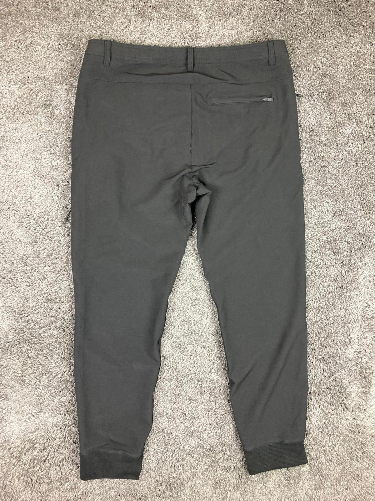 Russell Athletic Golf Pants Men's Black Stretch Zipper Pockets Size L 36/38