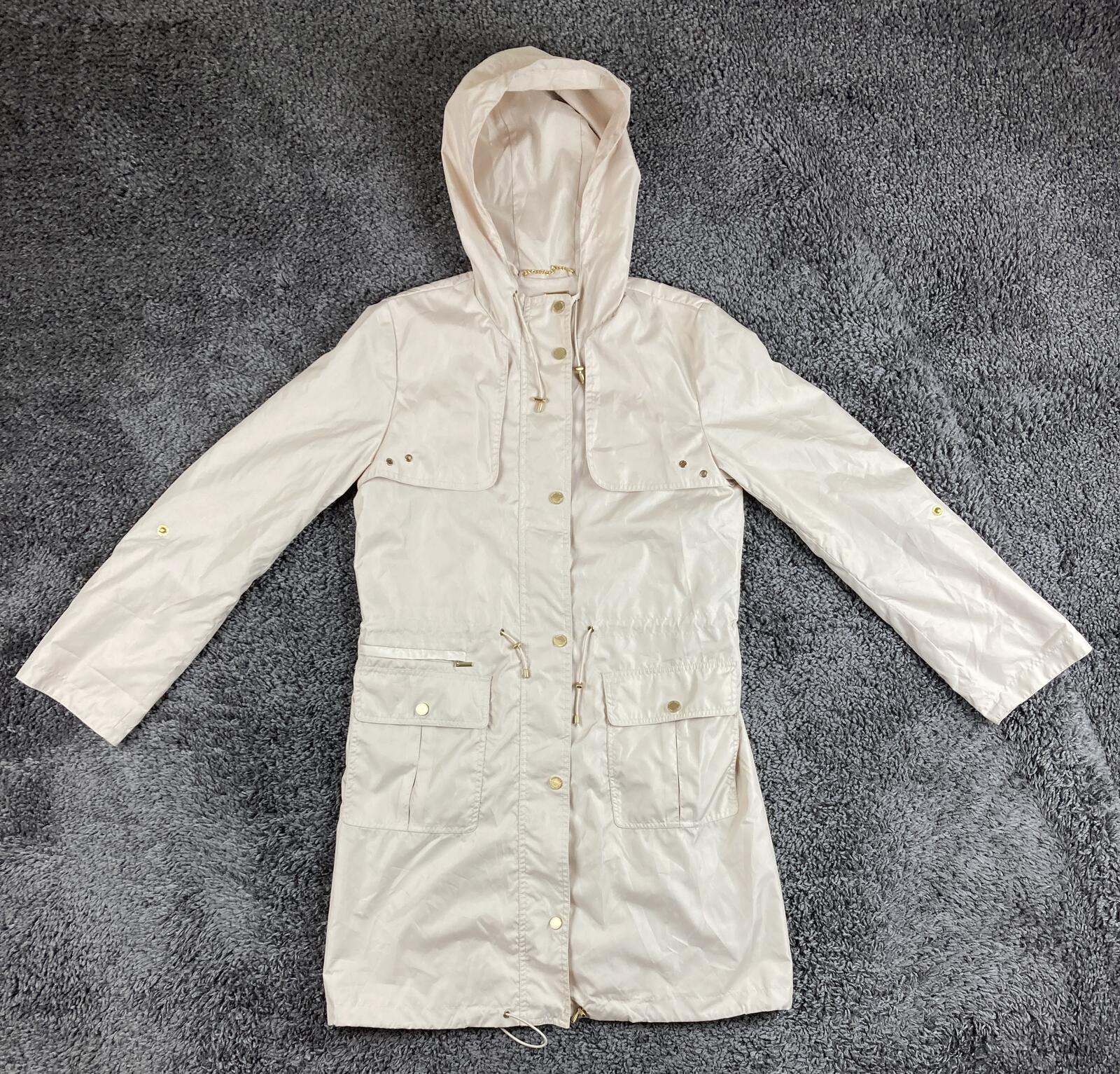 Ellen Tracy Hooded Raincoat Anorak Jacket Beige Gold Hardware Medium Length Sz S
