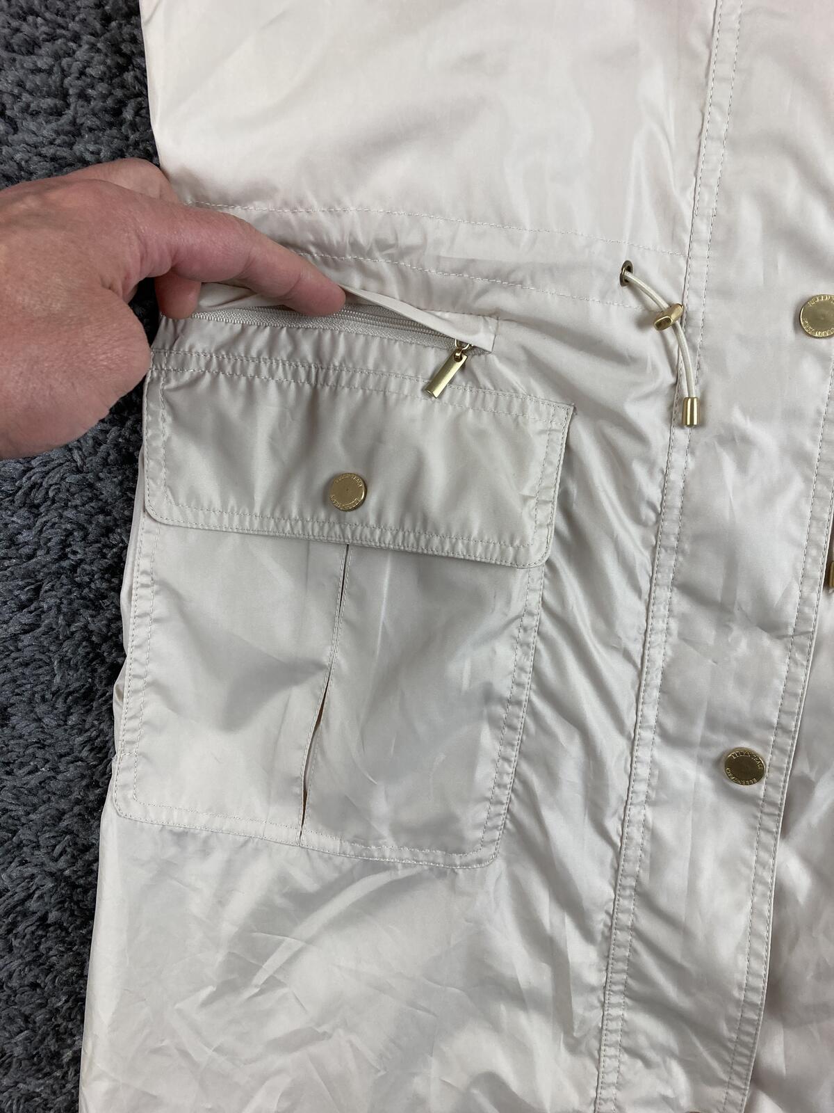 Ellen Tracy Hooded Raincoat Anorak Jacket Beige Gold Hardware Medium Length Sz S