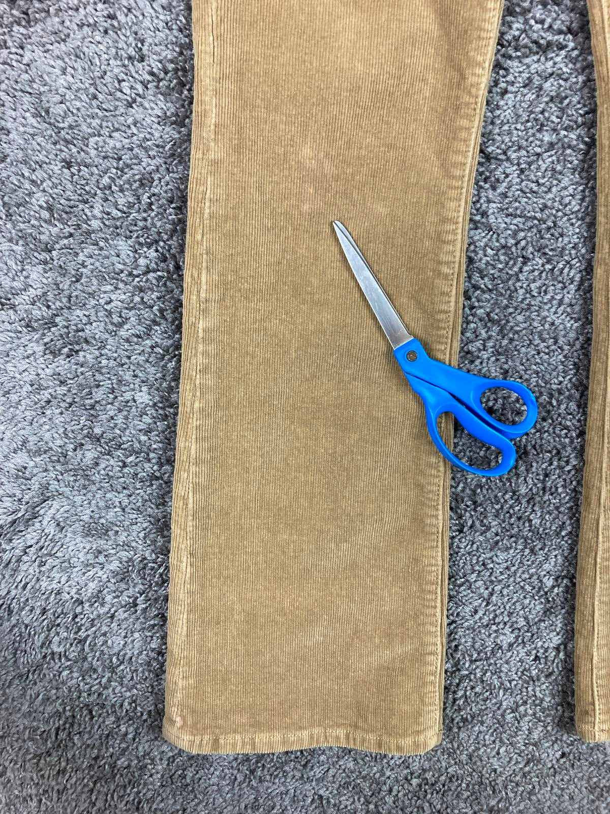 Kut from the Kloth Corduroy Pants Women’s Tan Farrah Baby Bootcut Stretch Sz 6