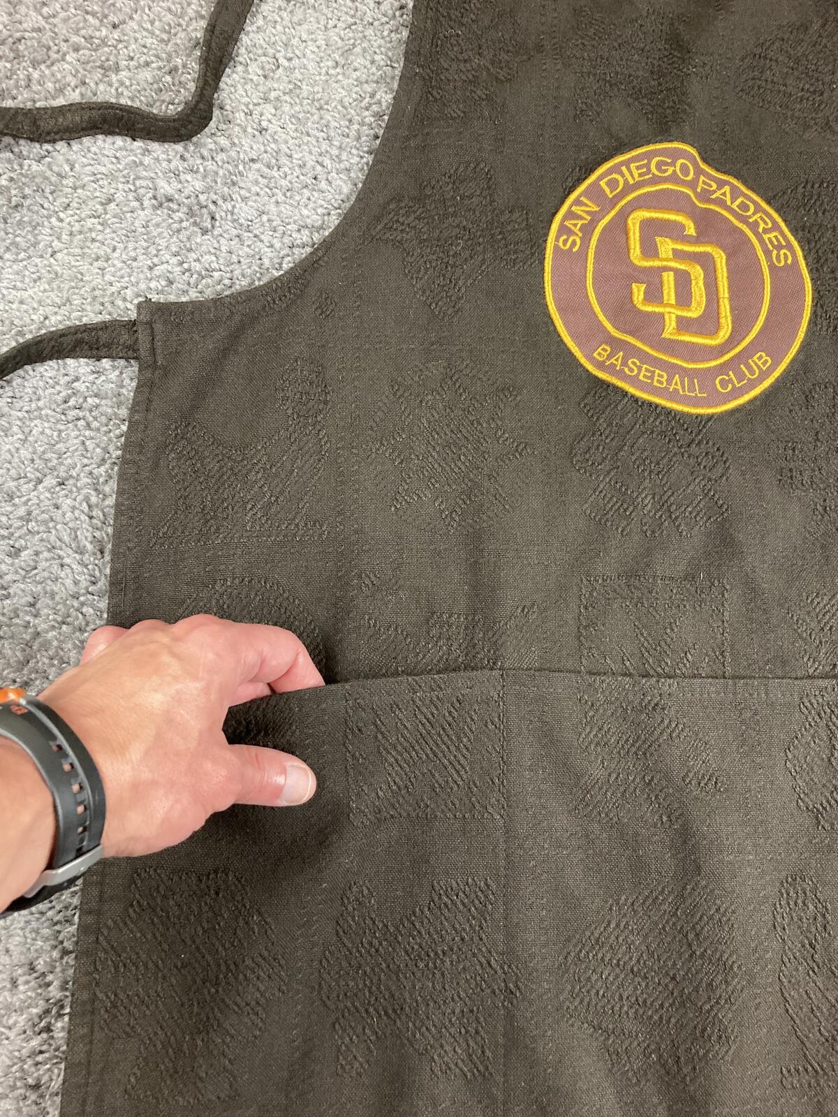 San Diego Padres Apron Brown Gold Embroidered Logo Kitchen BBQ Cooking 22x32