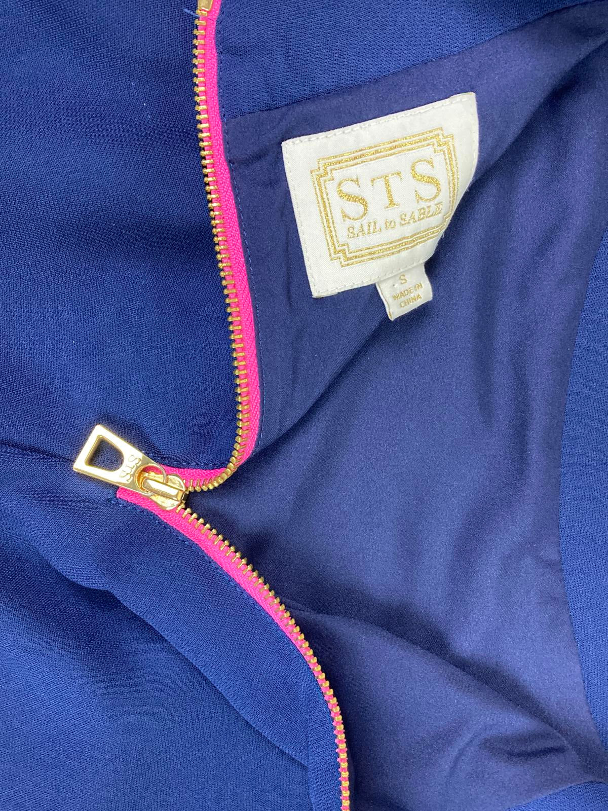 STS Sail to Sable Top Women's Polycrepe Scallop Hem Blue Polyester Size Small