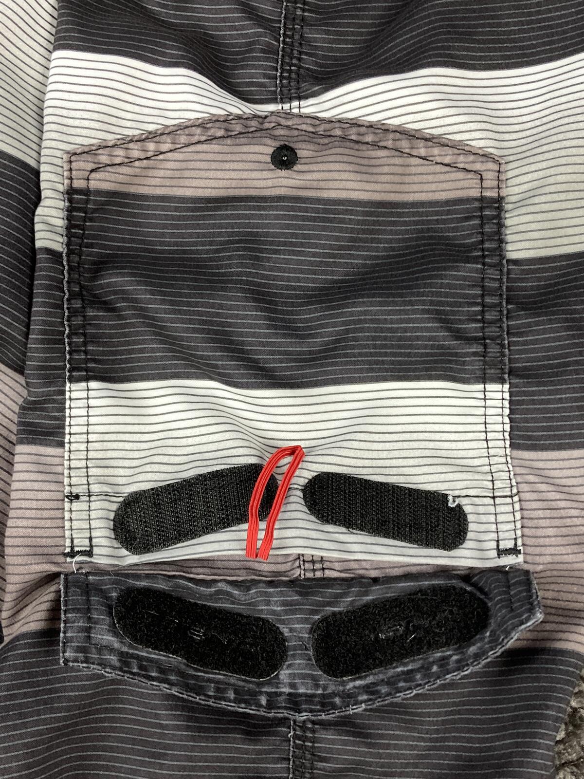 O'Neill Mens Board Shorts Gray Striped Swim Trunks Cargo Pocket Surfing Size 38