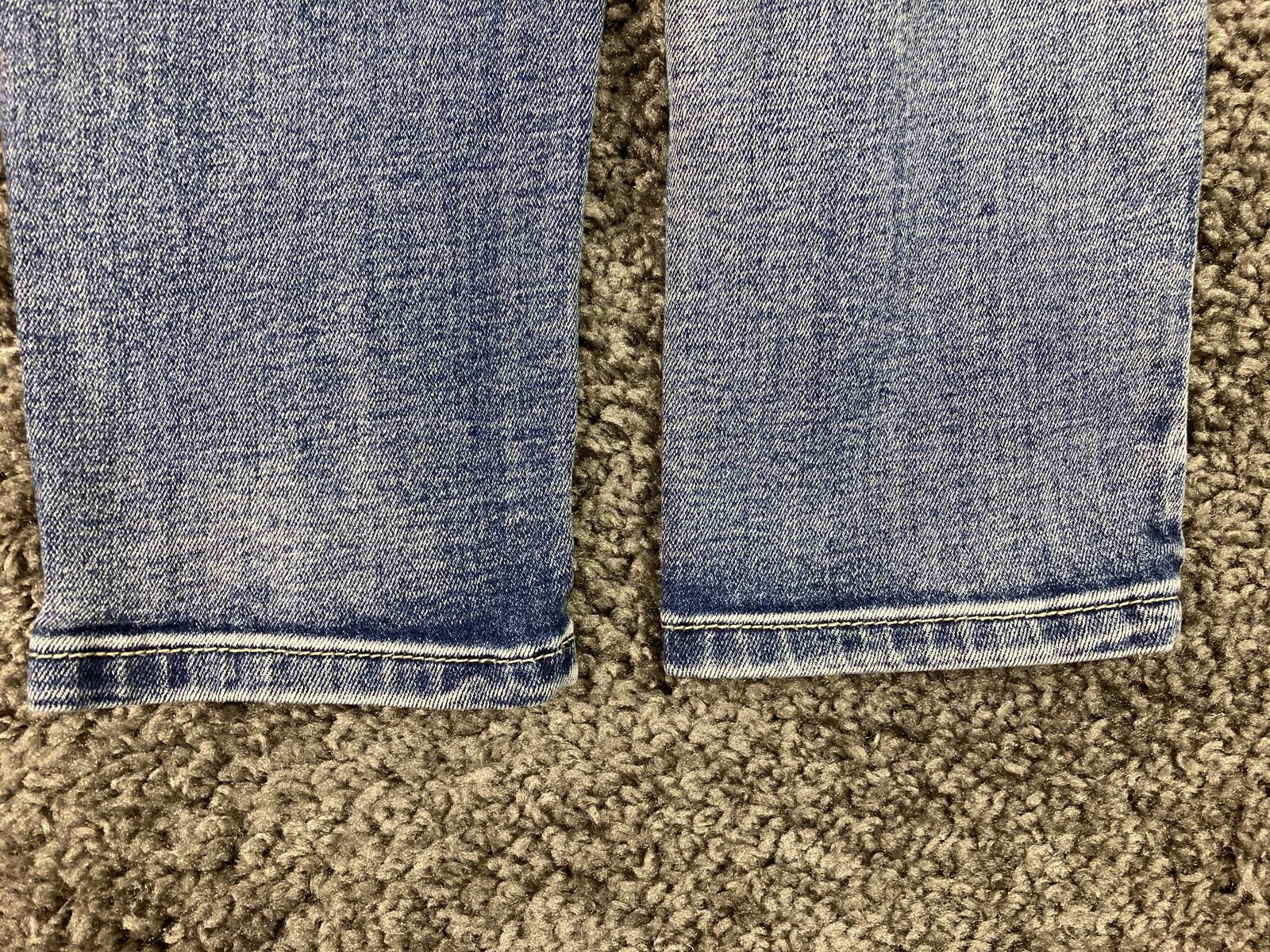 Ashley Mason Distressed Skinny Jeans Blue with Zip Pockets – Girls Size 11