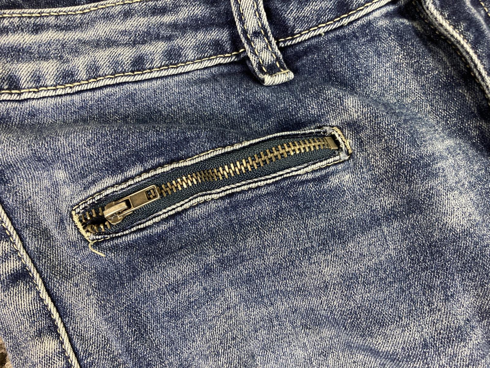 Ashley Mason Distressed Skinny Jeans Blue with Zip Pockets – Girls Size 11