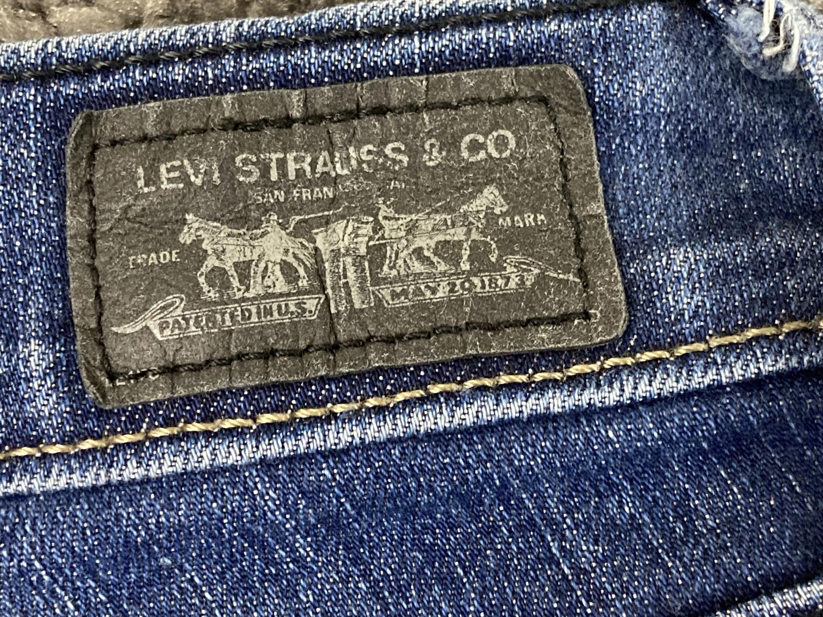 Levi’s 535 Legging Jeans Women’s Size 5 M Medium Wash Stretch Denim