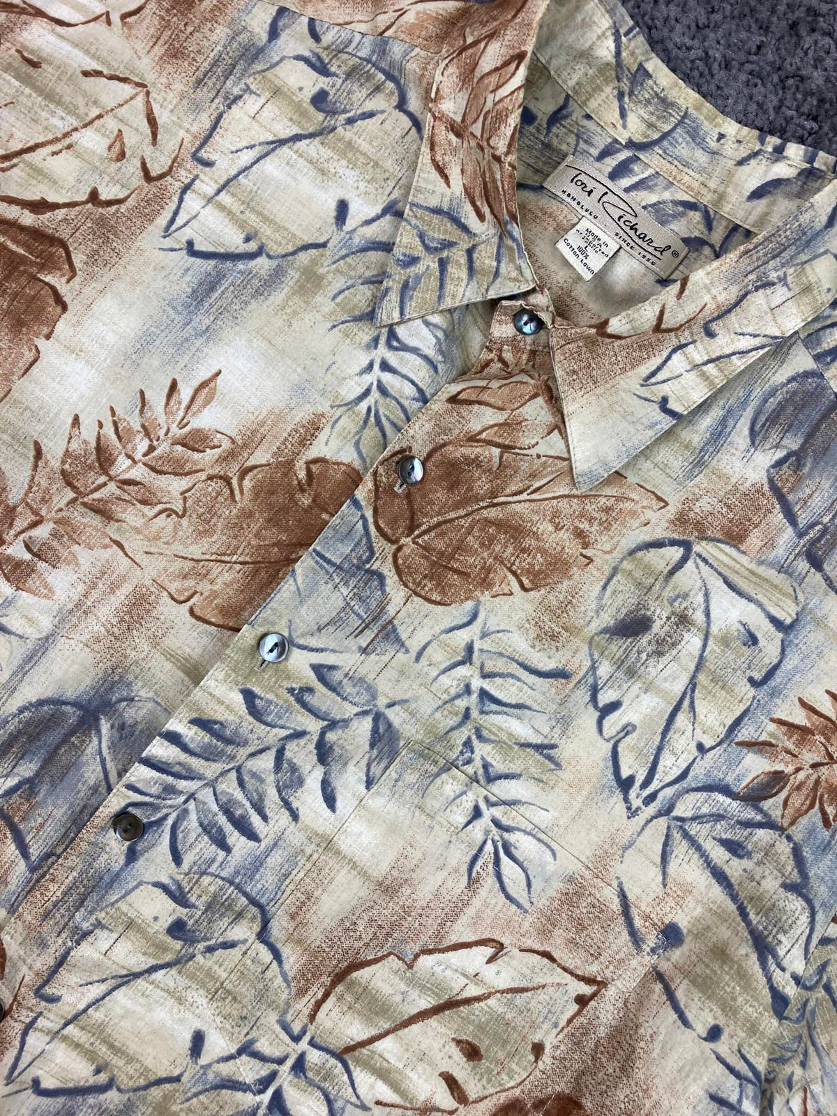 Tori Richard Honolulu Men's Shirt Cotton Hawaiian  Size L Beige Blue Brown Leaf