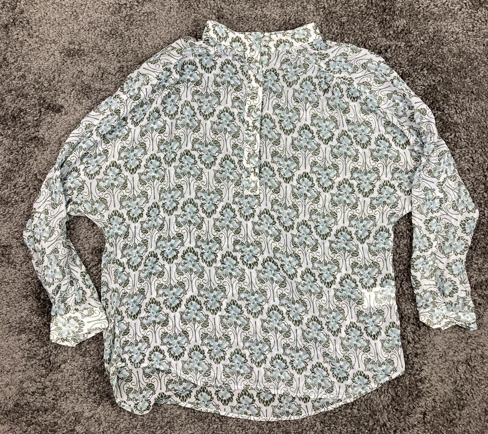 Kut from the Kloth Blouse Floral Split Neck Green Blue White Size Large