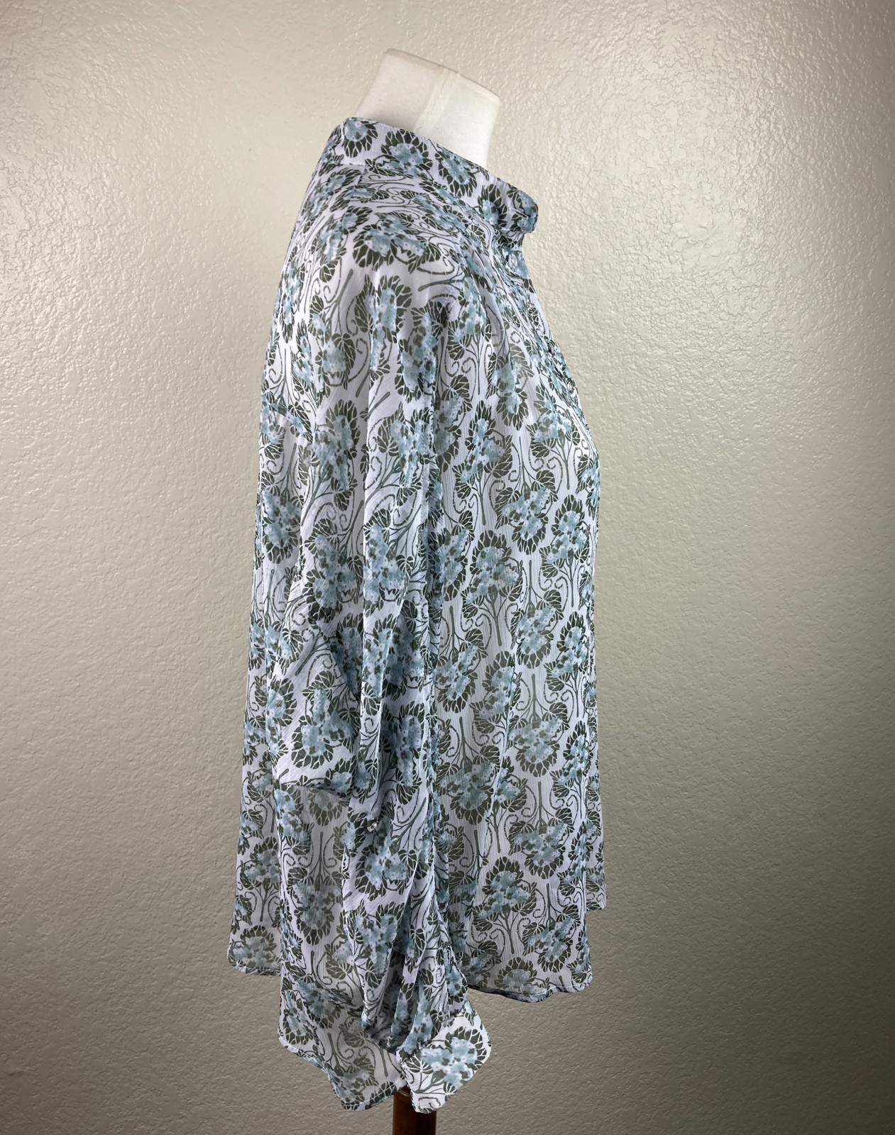 Kut from the Kloth Blouse Floral Split Neck Green Blue White Size Large